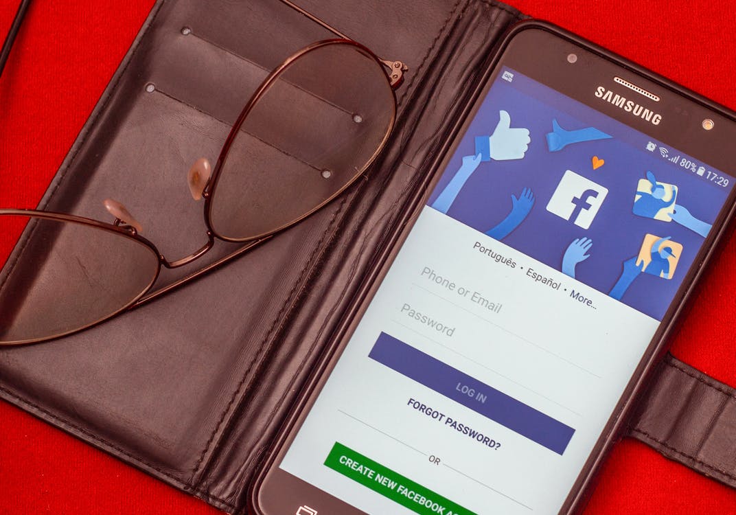 Aplikasi Pelacak Facebook. Aplikasi Pelacak Lokasi Akun Facebook dan Cara Penggunaannya