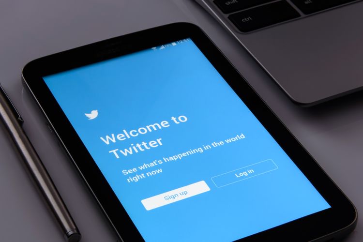 Cara Mengubah Twitter For Android Menjadi Twitter For Iphone. Cara Aktifkan Dark Mode Twitter di Android, iOS, dan Versi Web