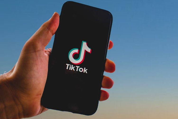 Lagu Indo Tiktok Viral 2021. Lagu-lagu Viral TikTok 2021 yang Lewat FYP, Ini Sederet Lagu