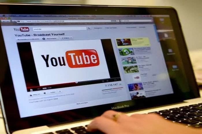 Cara Menyimpan Video Youtube Ke Laptop. 6 Cara Download Video YouTube di Laptop atau PC dengan Mudah