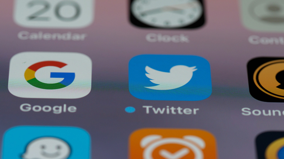 Cara Mengambil Website Twitter. Cara menduplikat tautan profil Twitter pada iPhone dan Android