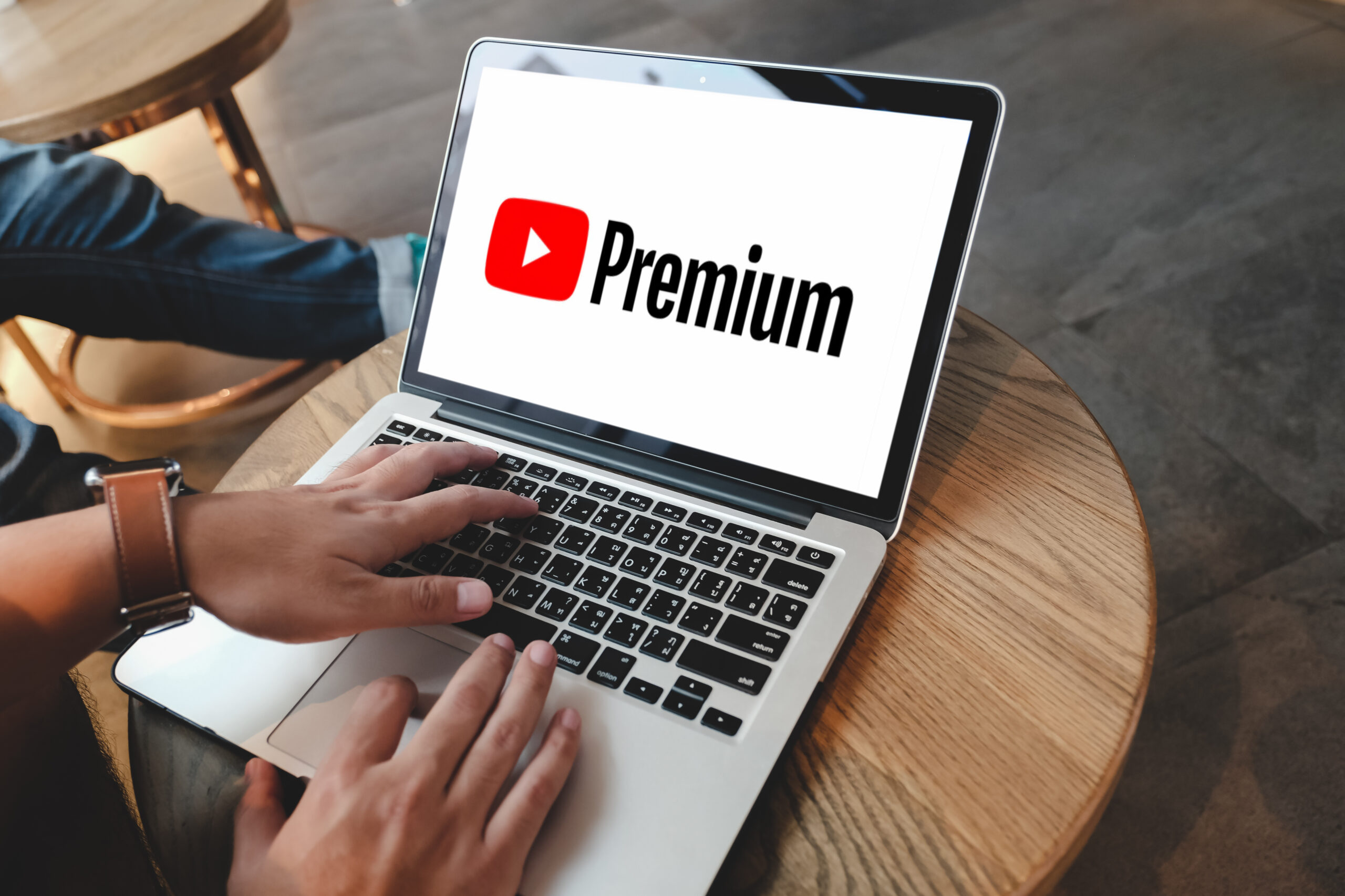 Perbedaan Youtube Premium Dan Biasa. Simak 4 Kelebihan Youtube Premium dan Bedanya dengan